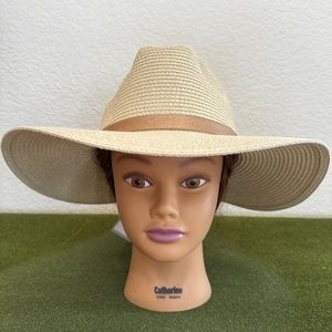 NWT AMIANI RESORT FASHION WIDE BRIM SUMMER HAT